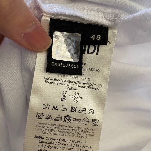 Sold Fendi tee - Picture 4 of 4